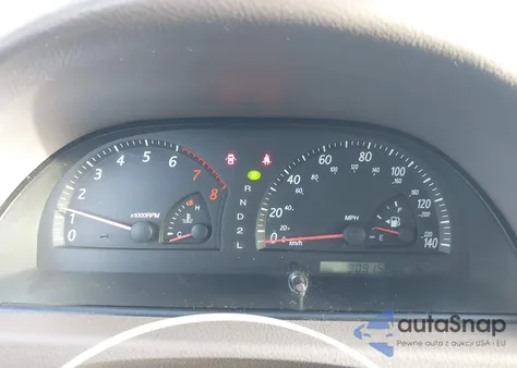 2003 Toyota Camry Le z USA, uszkodzony, nr VIN 4T1BE32K73U235532